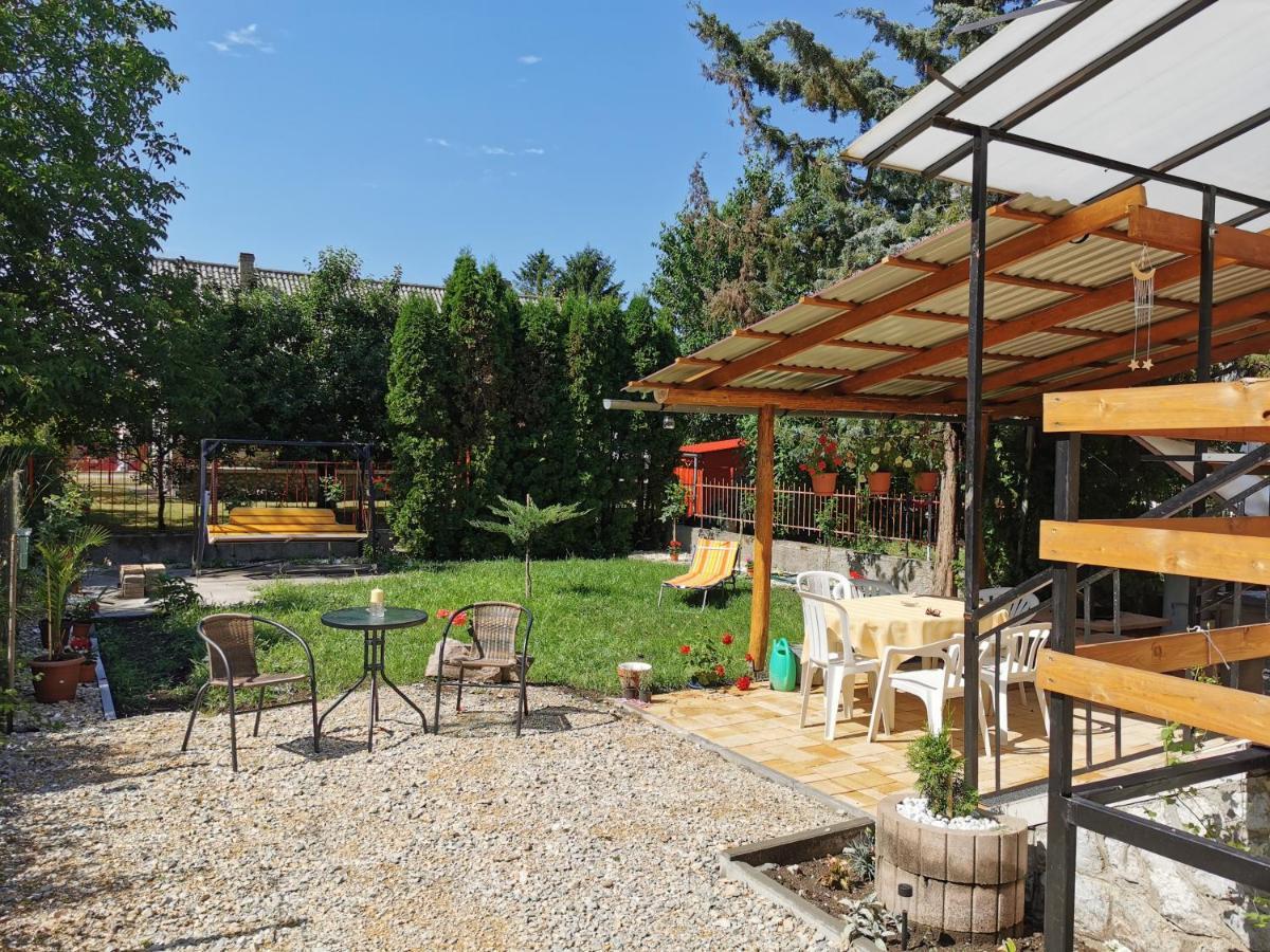Zsory Furdo Lapartman Mezokovesd Appartement Szihalom Buitenkant foto