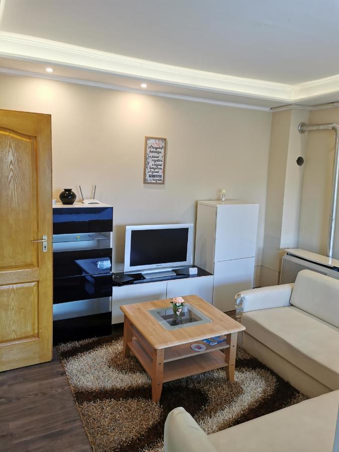 Zsory Furdo Lapartman Mezokovesd Appartement Szihalom Buitenkant foto